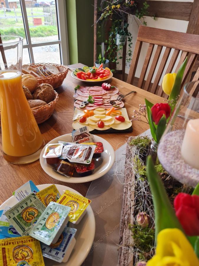 Familien- Und Apartmenthotel Lerchenberghof Walddorf  Ngoại thất bức ảnh