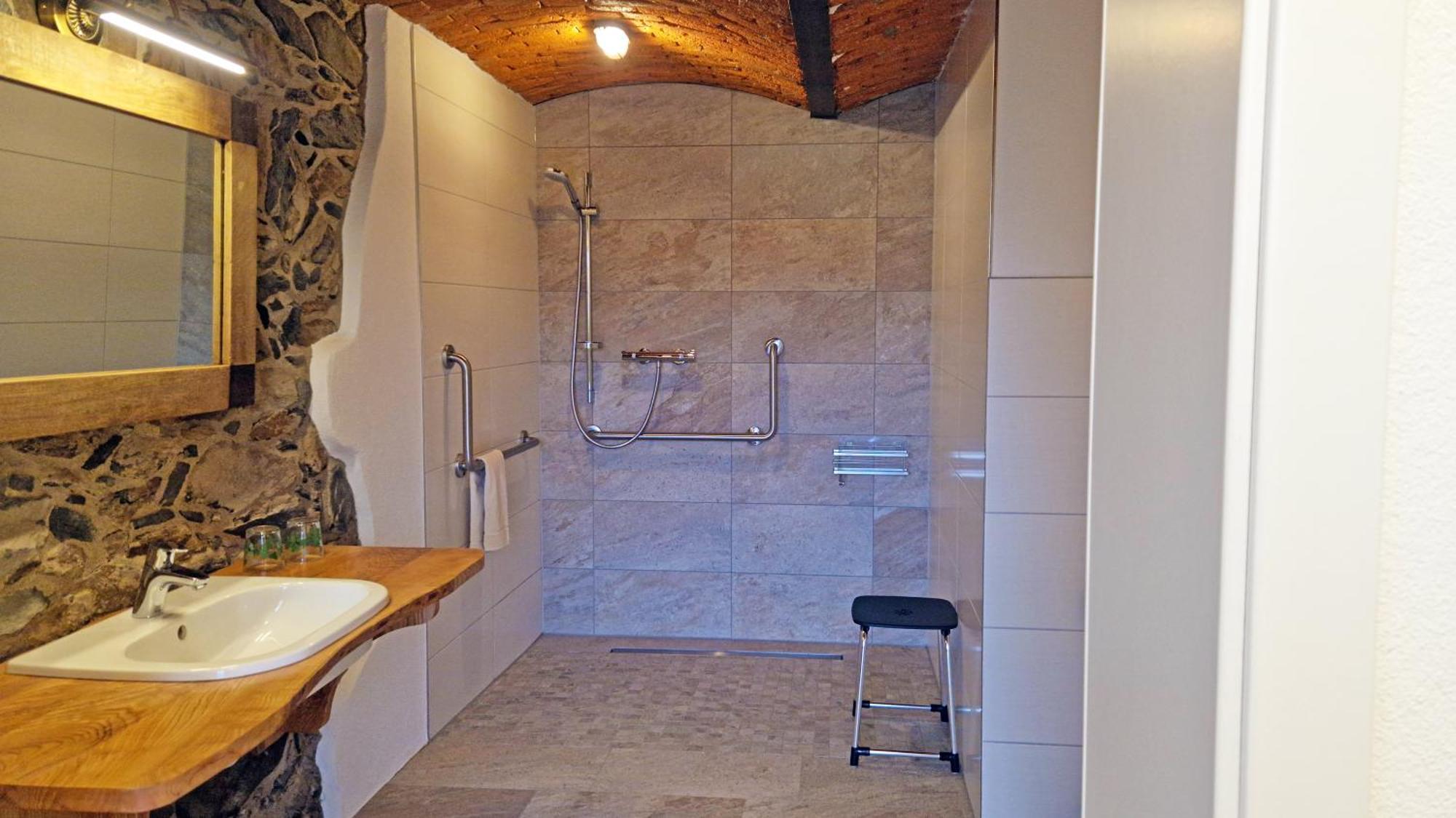 Familien- Und Apartmenthotel Lerchenberghof Walddorf  Ngoại thất bức ảnh